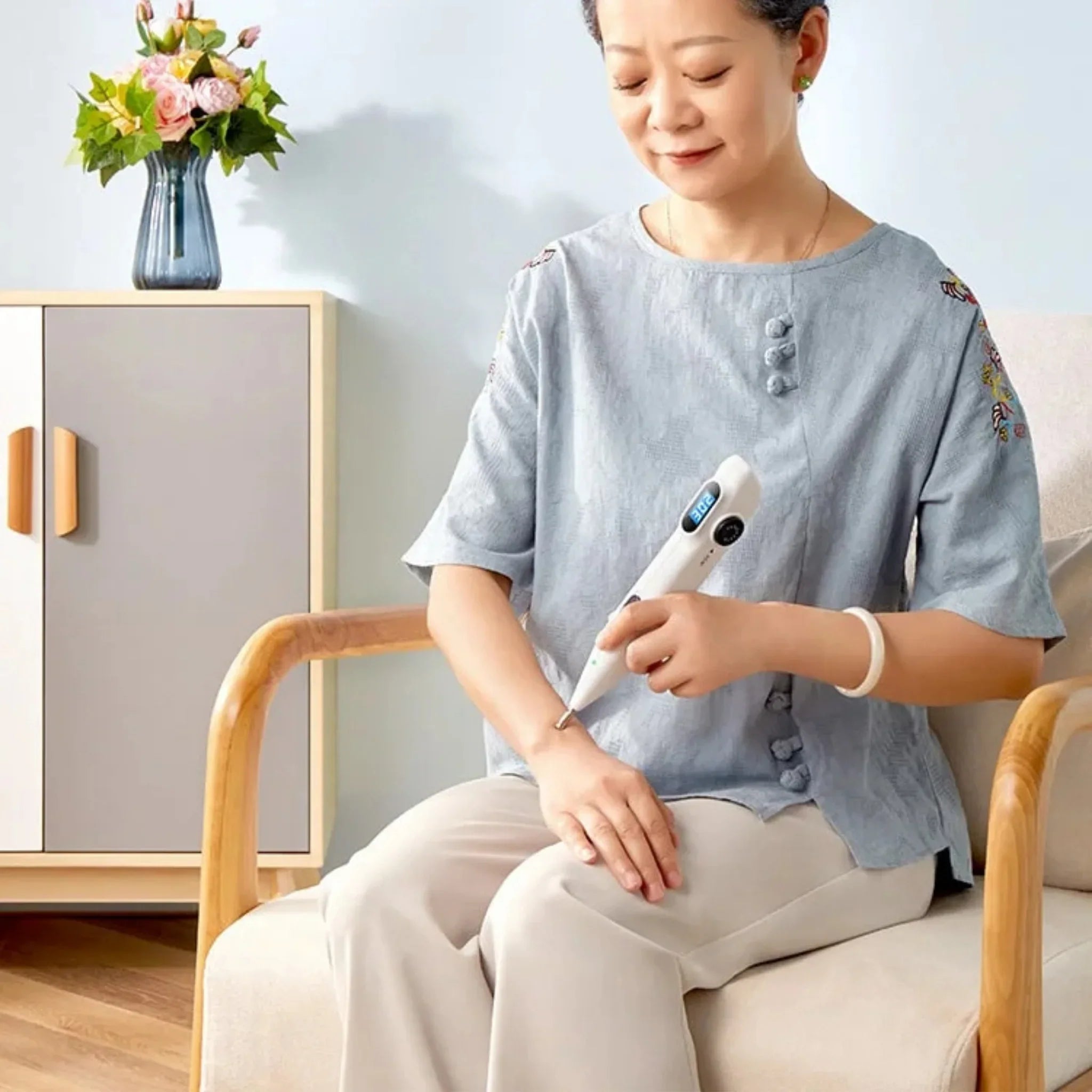 PainFree – Acupressure Pen for Tension & Pain Relief